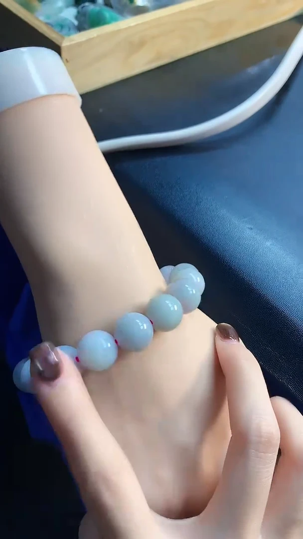 颈饰未镶嵌翡翠天然缅甸翡翠A货