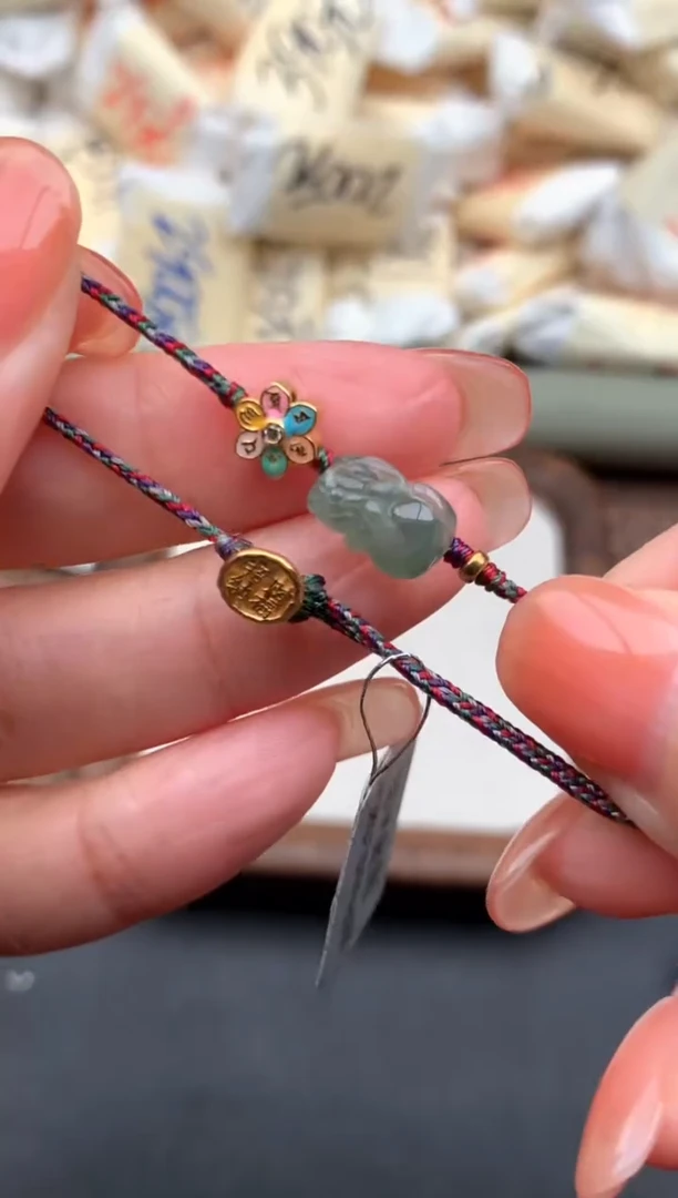 未镶嵌挂件翡翠1