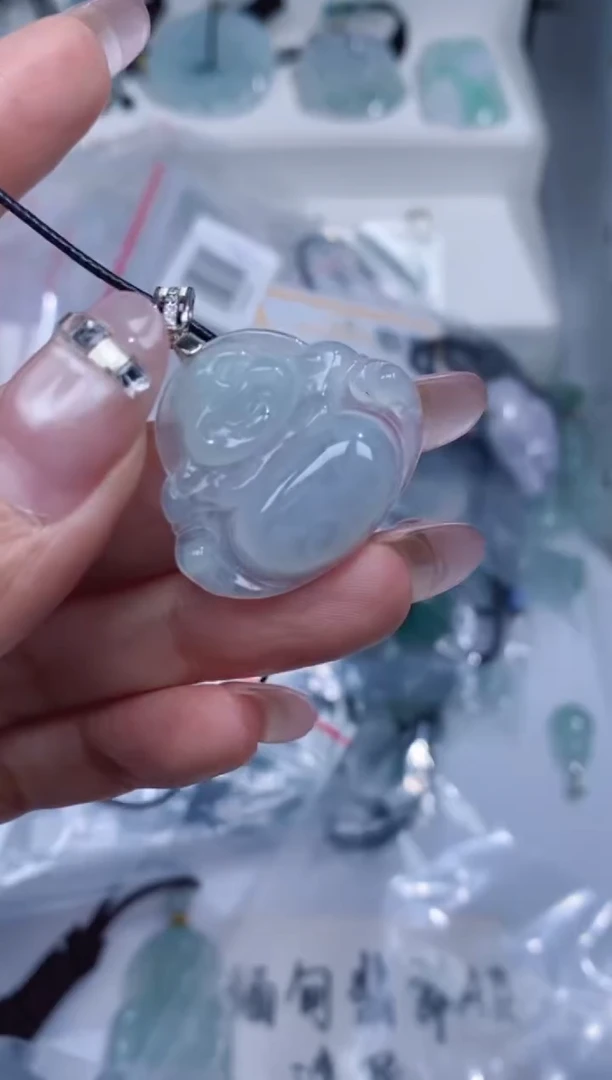 颈饰银S925镶嵌翡翠吊坠