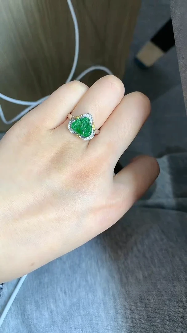 18K金镶嵌戒指翡翠翡翠戒指