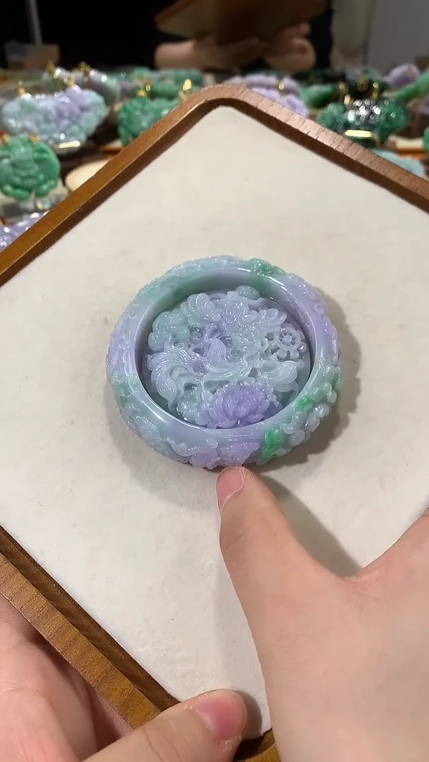未镶嵌手镯翡翠套镯