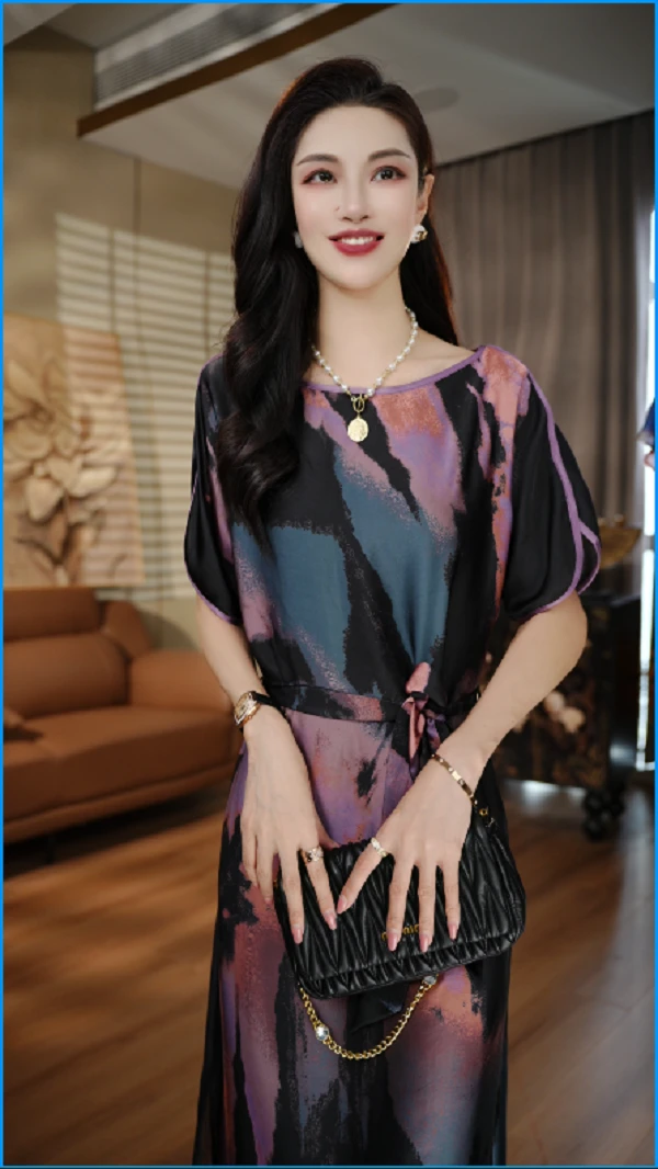 国颐 琉璃冰感丝连衣裙轻奢优雅洋气减龄时尚百搭显瘦V25L271