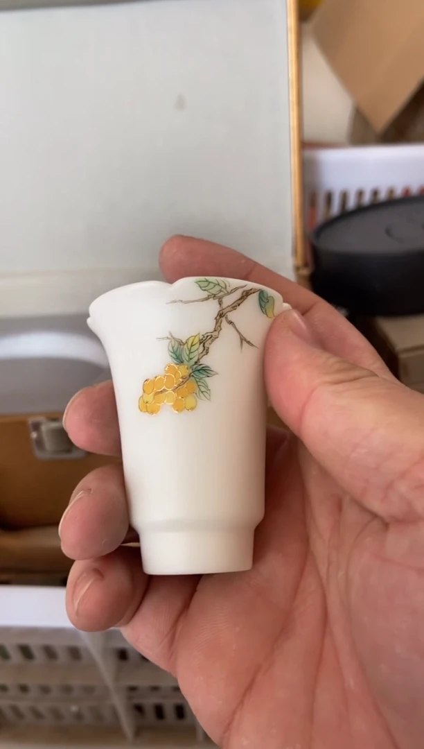 杯无运费险有瑕疵的摄影的产品有使用过的痕迹有点脏介意勿拍
