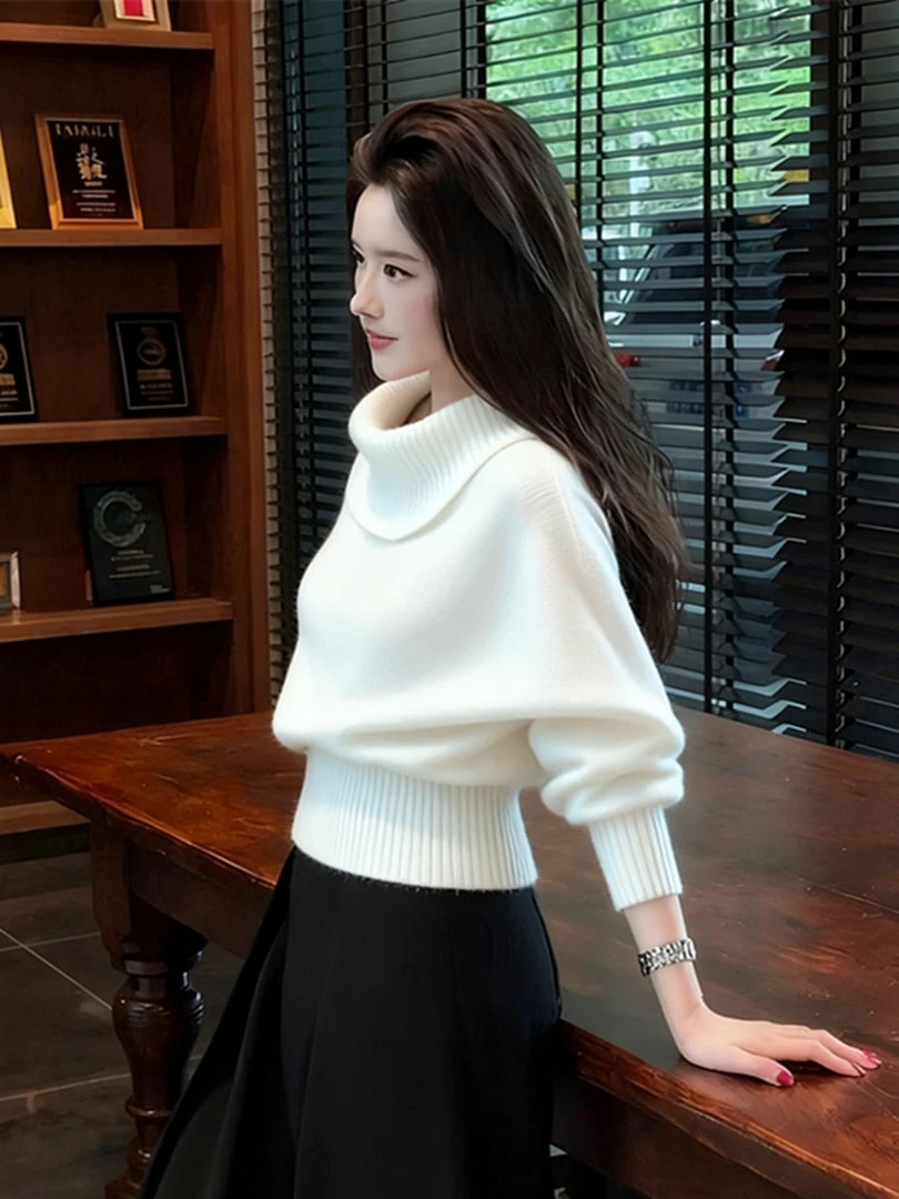 美拉德白色轻熟风翻领毛衣女秋冬高级感慵懒老钱风针织衫内搭上衣