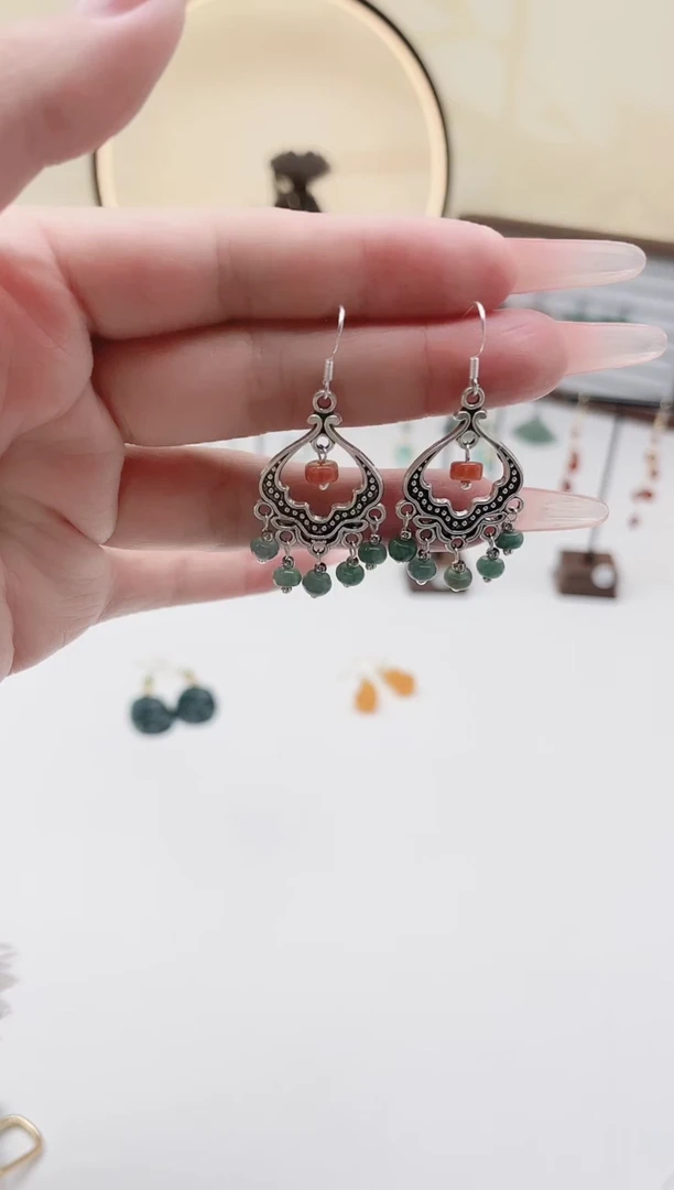 未镶嵌翡翠耳饰8A00000