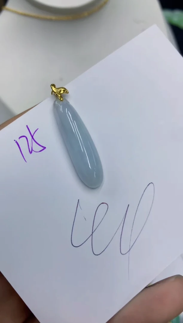 翡翠未镶嵌颈饰11111111111