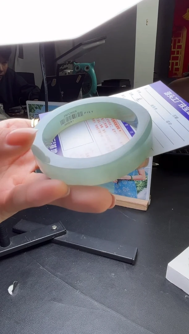 未镶嵌手镯定制翡翠用****3/定制不退不换