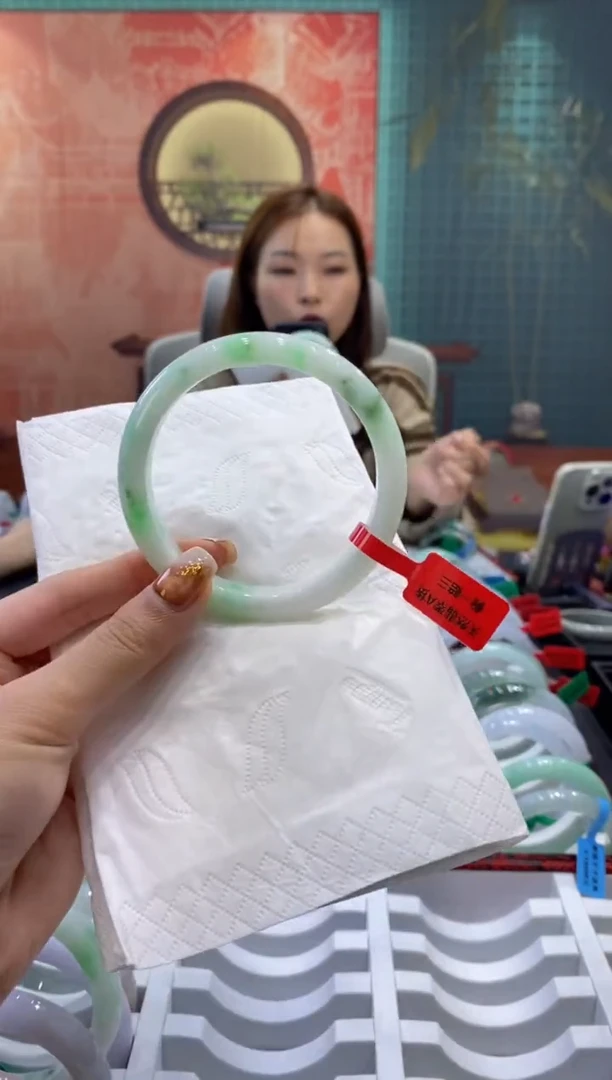 未镶嵌手镯翡翠0041732