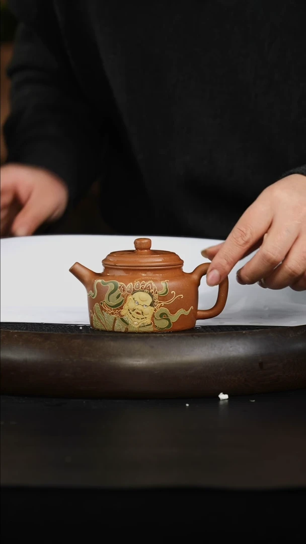 茶壶紫砂金降坡 德钟