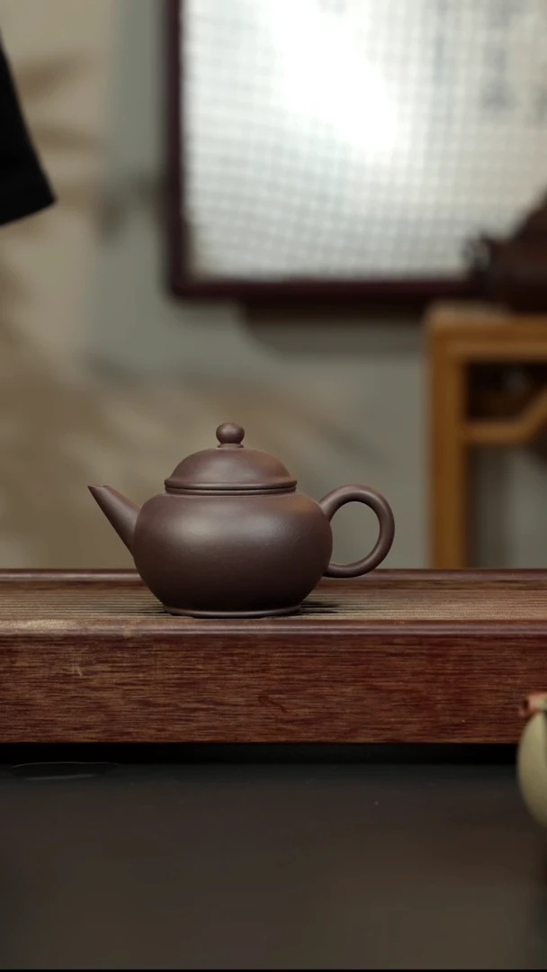 紫砂茶壶天青 水平