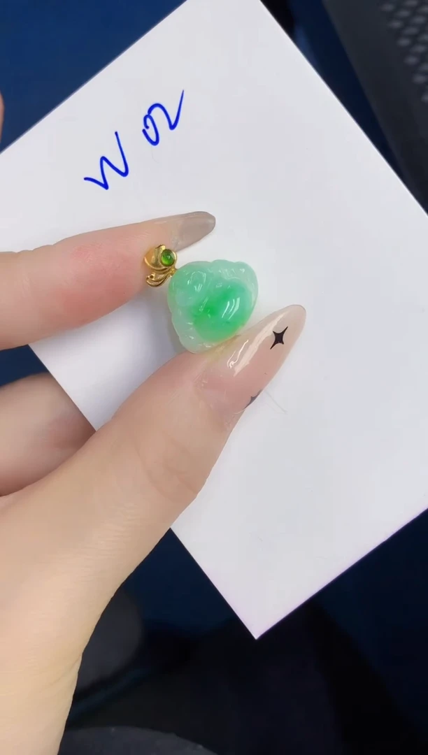 颈饰未镶嵌翡翠缅甸天然翡翠A货