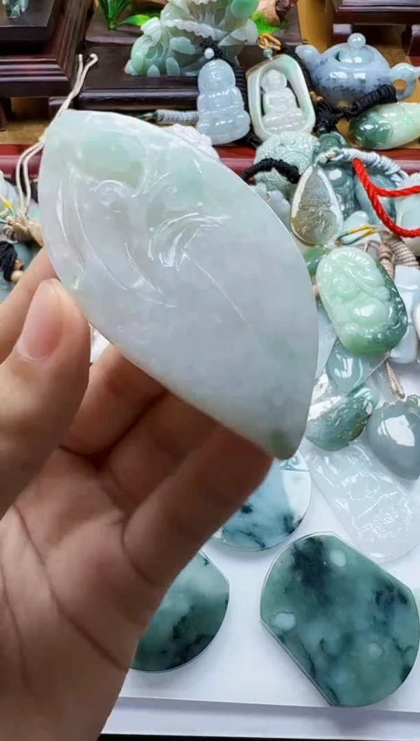 吊坠(不含链)未镶嵌翡翠1