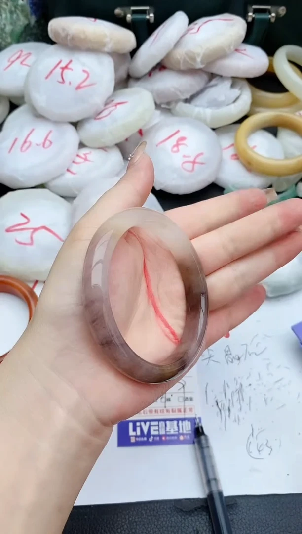 石英质玉手镯未镶嵌266+60.5