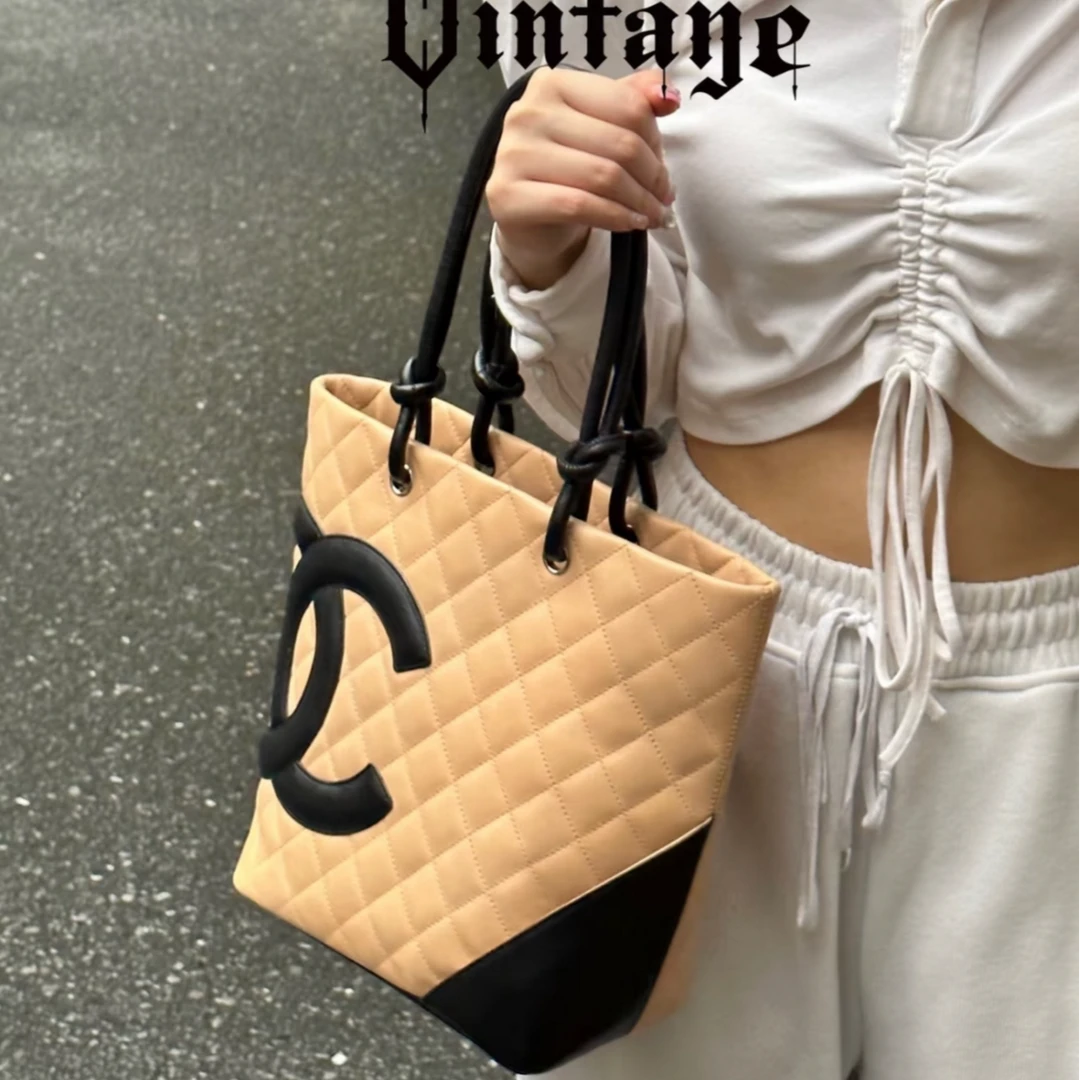 95新 Chanel/香奈儿 東区-米黑康鹏菜篮子手提包/04239
