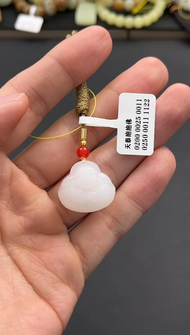 未镶嵌手串和田玉且末天泰白玉抱抱佛微色差