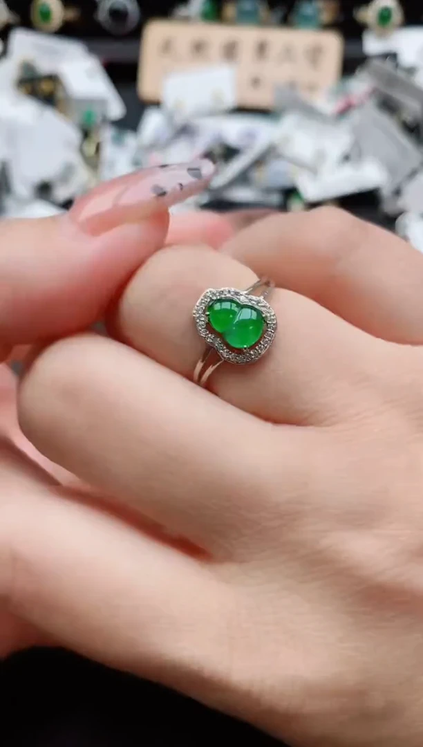 银S925镶嵌戒指翡翠1