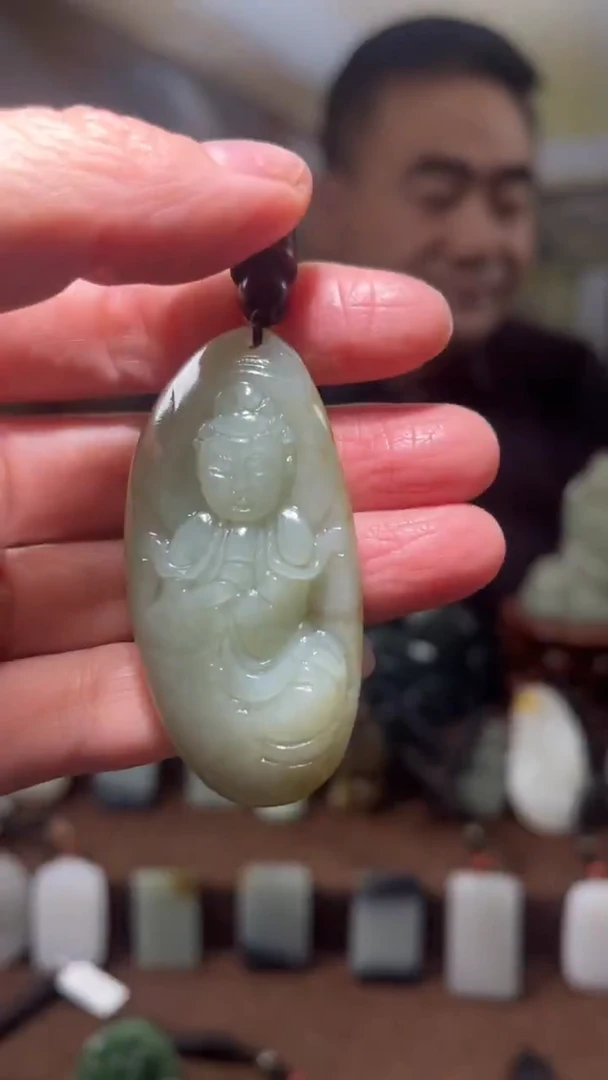 颈饰未镶嵌和田玉·