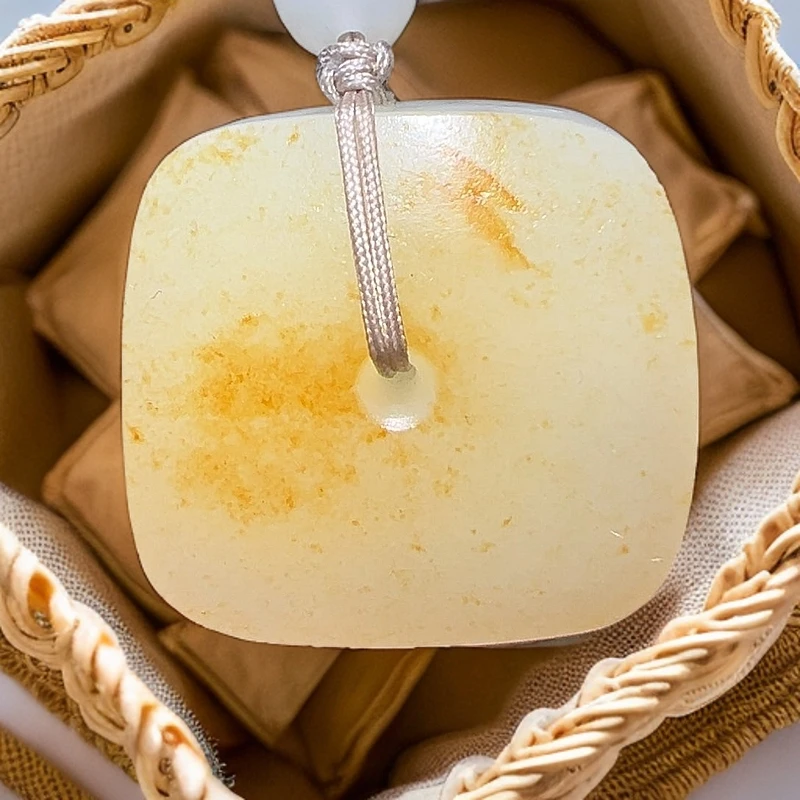 和田玉吊坠(不含链)未镶嵌