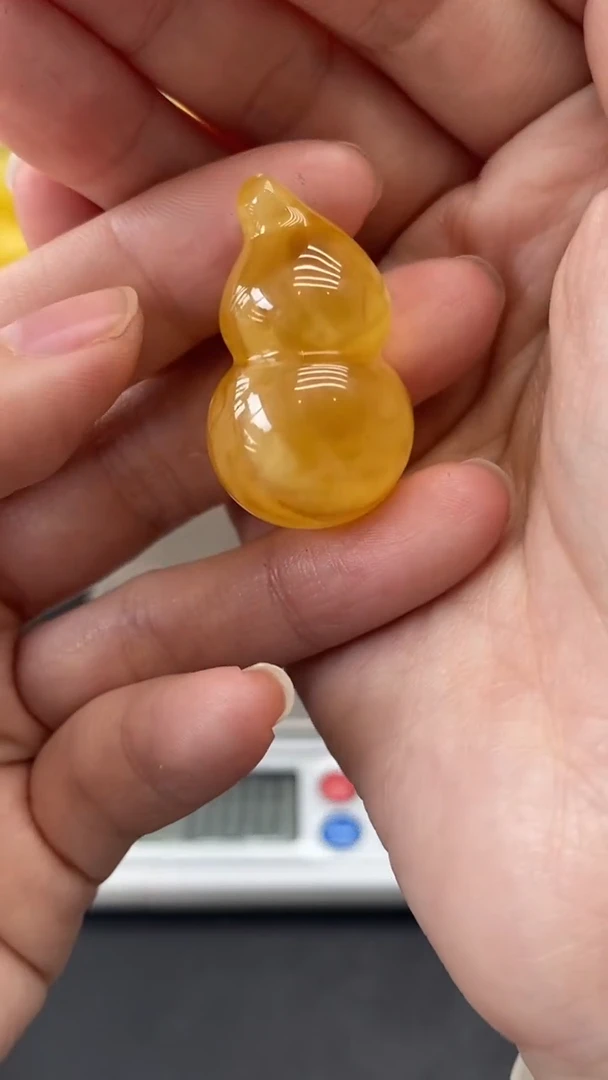 琥珀未镶嵌珠宝奇石1869