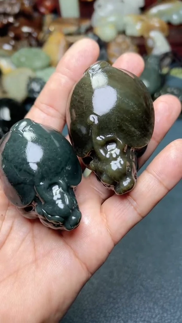 和田玉未镶嵌把件2