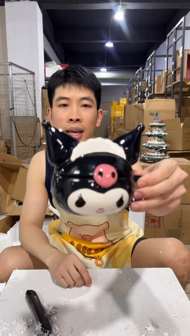 瓷片陶瓷库洛米带盖杯