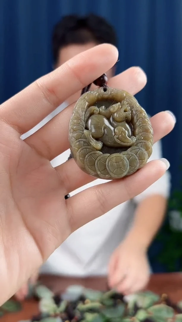 未镶嵌和田玉挂件拍一发一，多样性发货