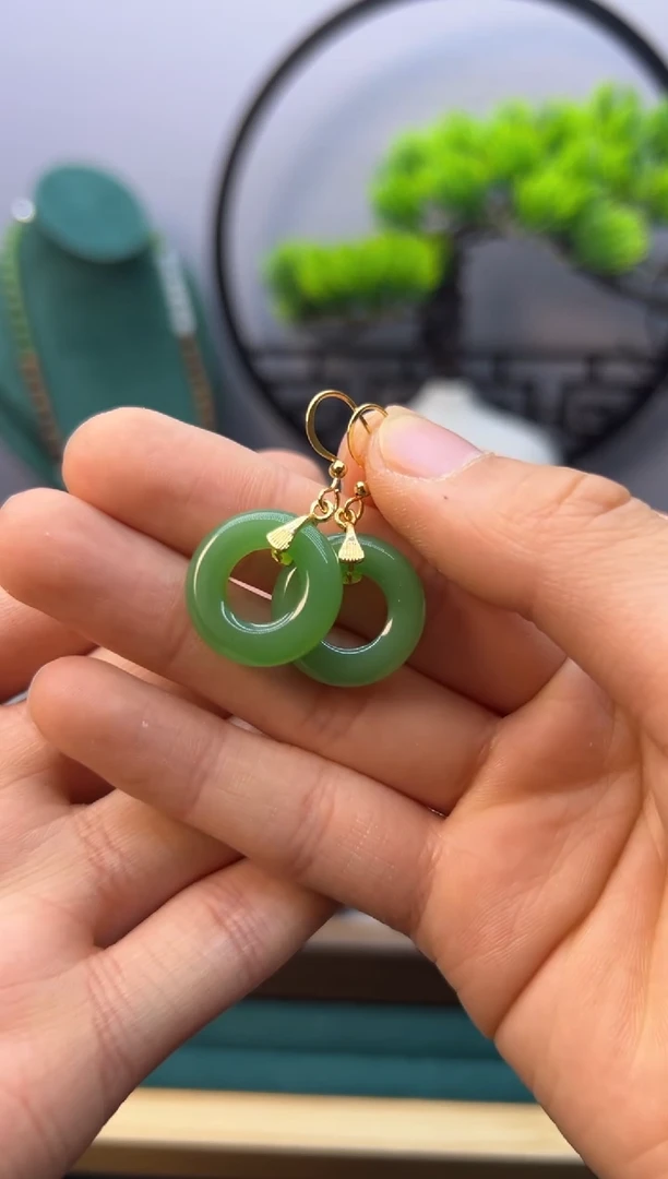 【闪购商品】和田玉耳饰14K金镶嵌E126