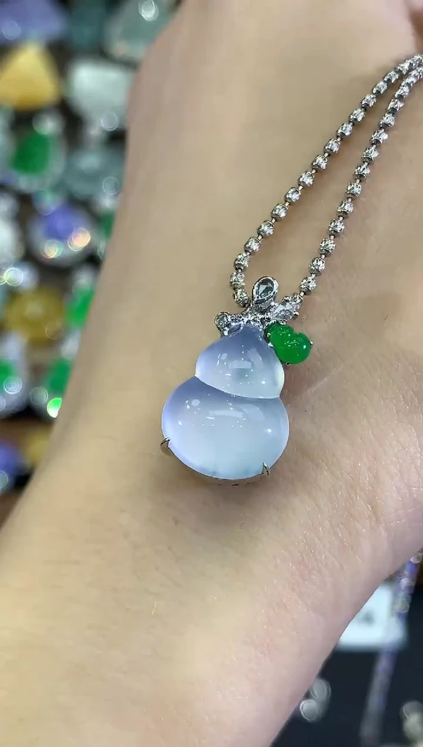 吊坠(不含链)18K金镶嵌翡翠B35