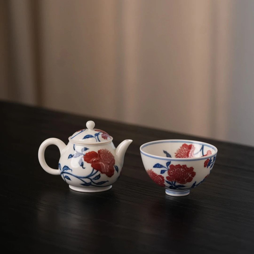 勤义堂 青花釉里红芍药花壶 鸡心杯