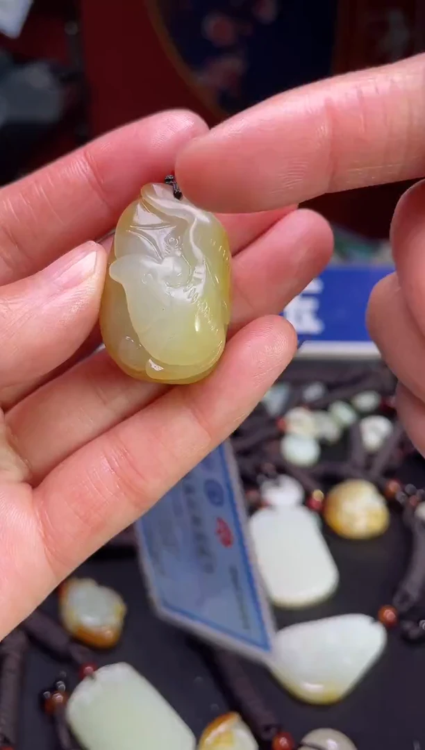 颈饰未镶嵌和田玉123