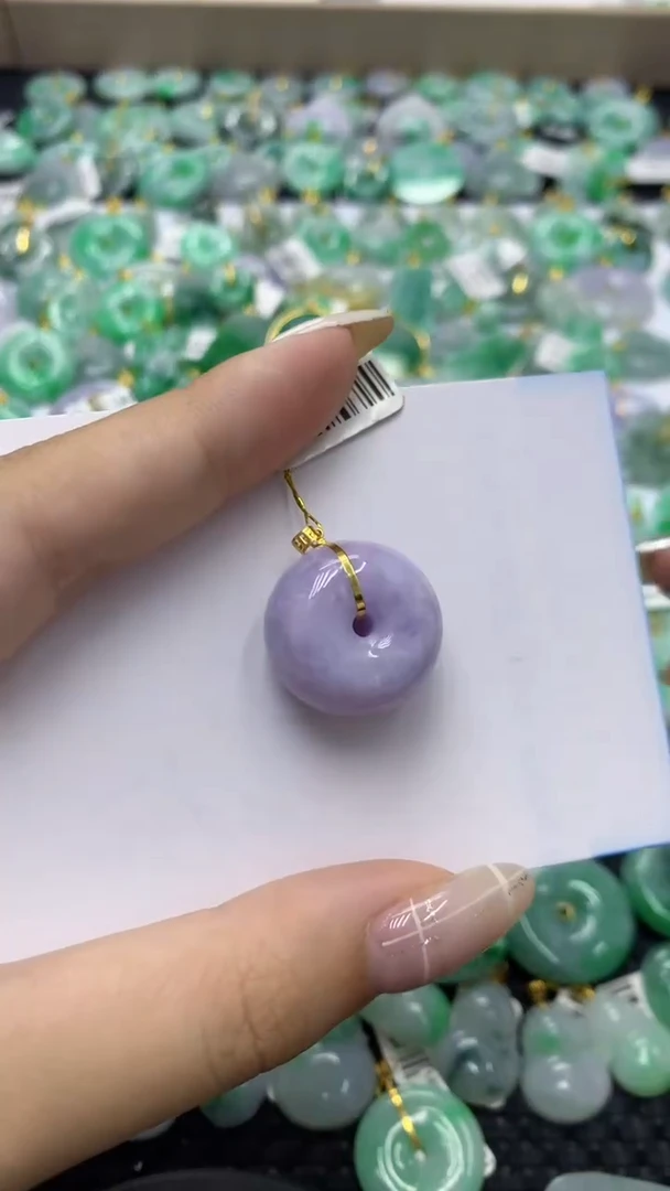 翡翠18K金镶嵌颈饰天然缅甸翡翠A货