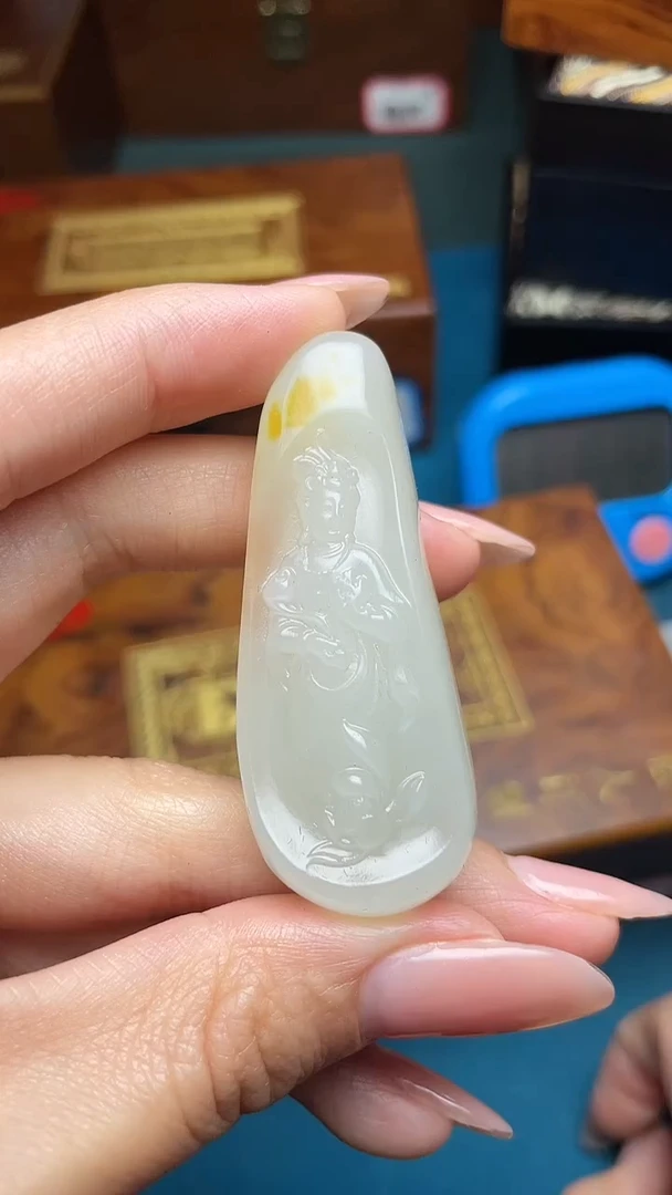 和田玉未镶嵌挂件和田玉