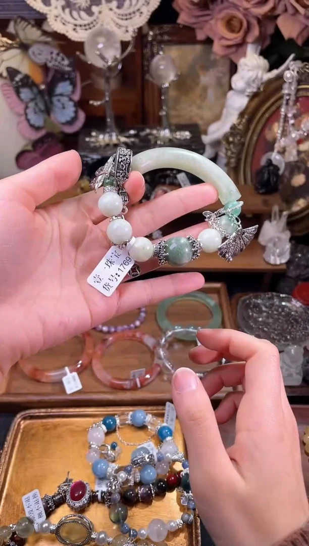 【闪购商品】水晶手链未镶嵌1769多样性发货