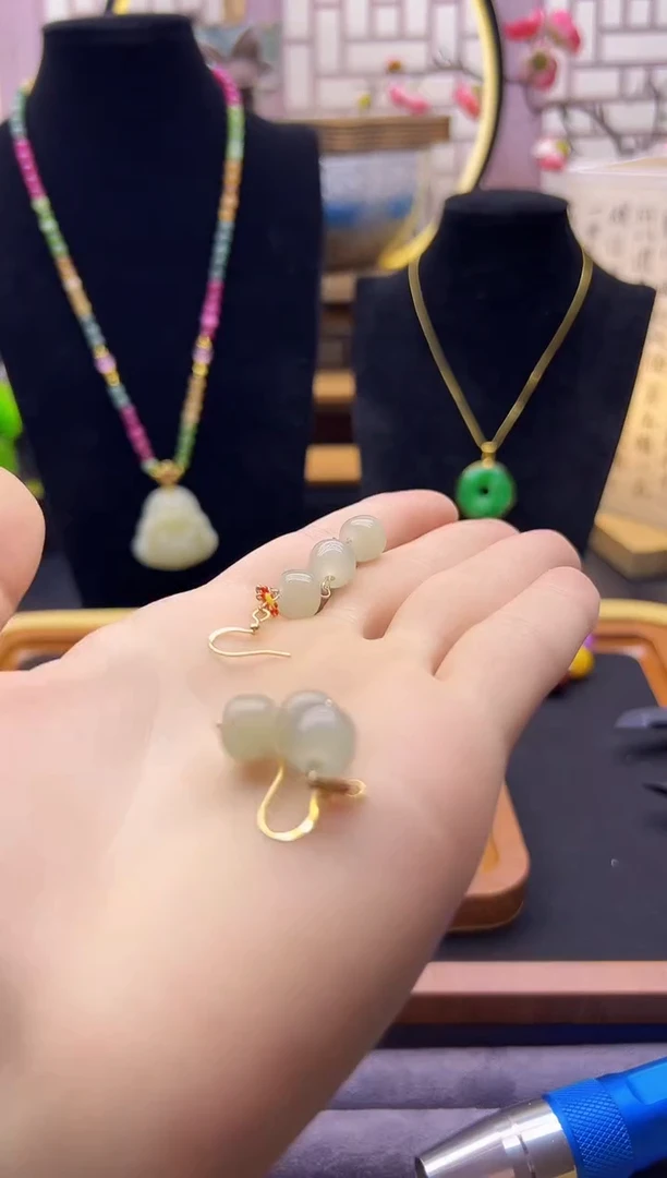 【闪购商品】和田玉耳饰14K金镶嵌E74