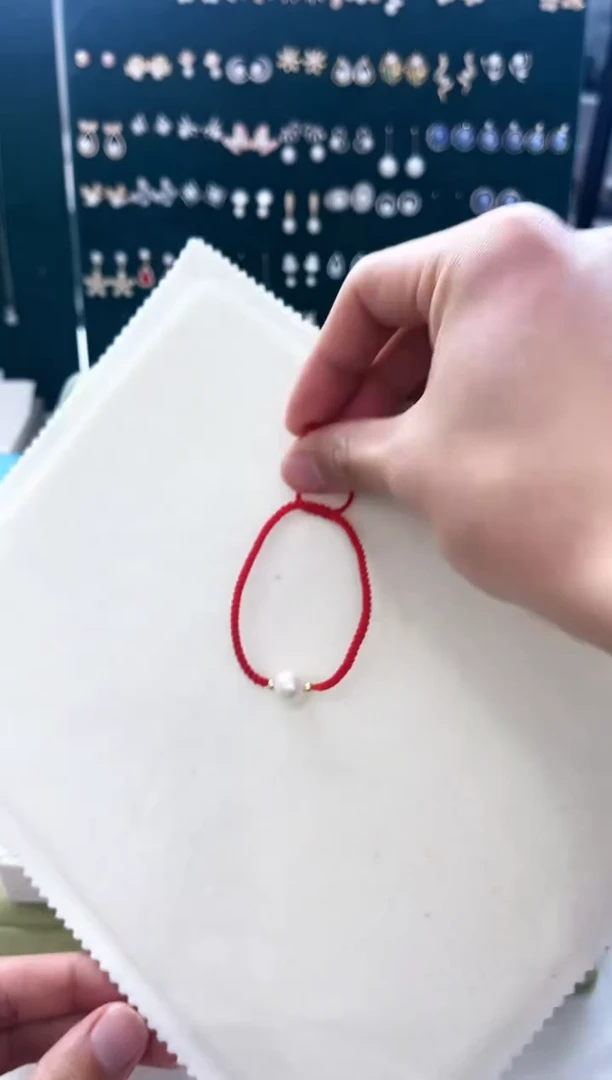 【闪购商品】淡水珍珠手绳银S925镶嵌红绳手链