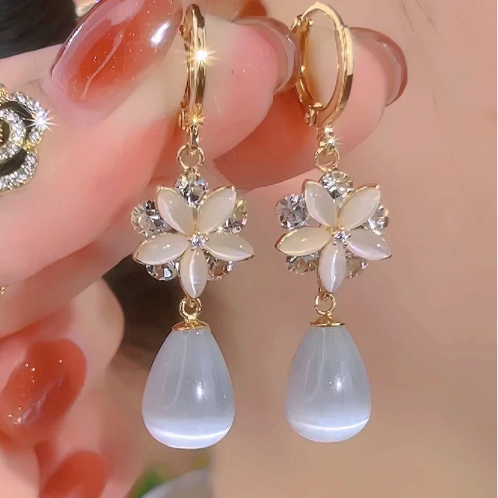 925银针锆石耳饰 【122号】夏季新款五瓣花瞄瞄石清新简约耳环