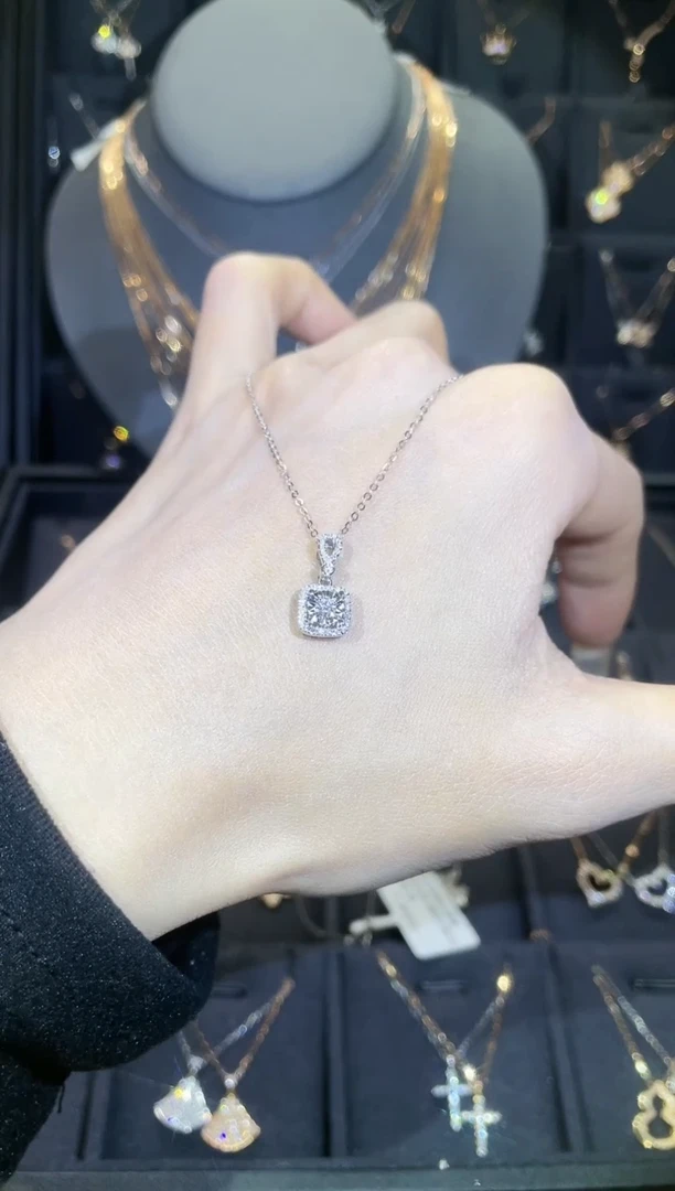 【闪购商品】钻石套链18K金镶嵌18K金白  多人  方糖