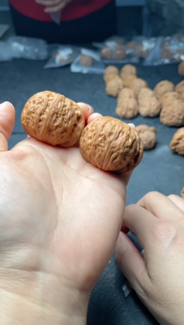 把件文玩核桃w107  铁锤42尺