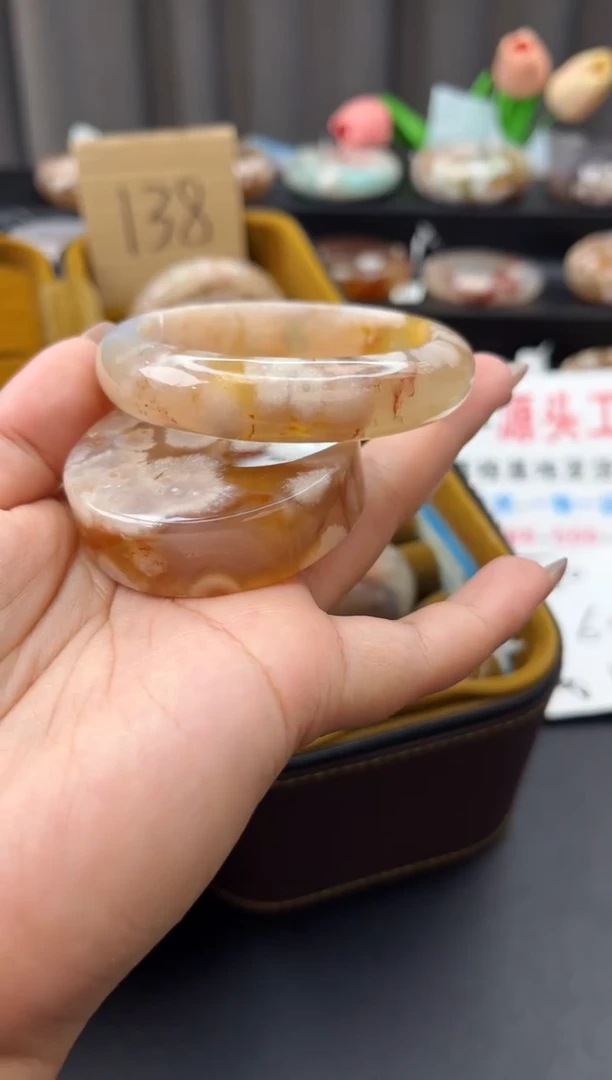 未镶嵌手镯石英质玉赠送镯心（圈口）54