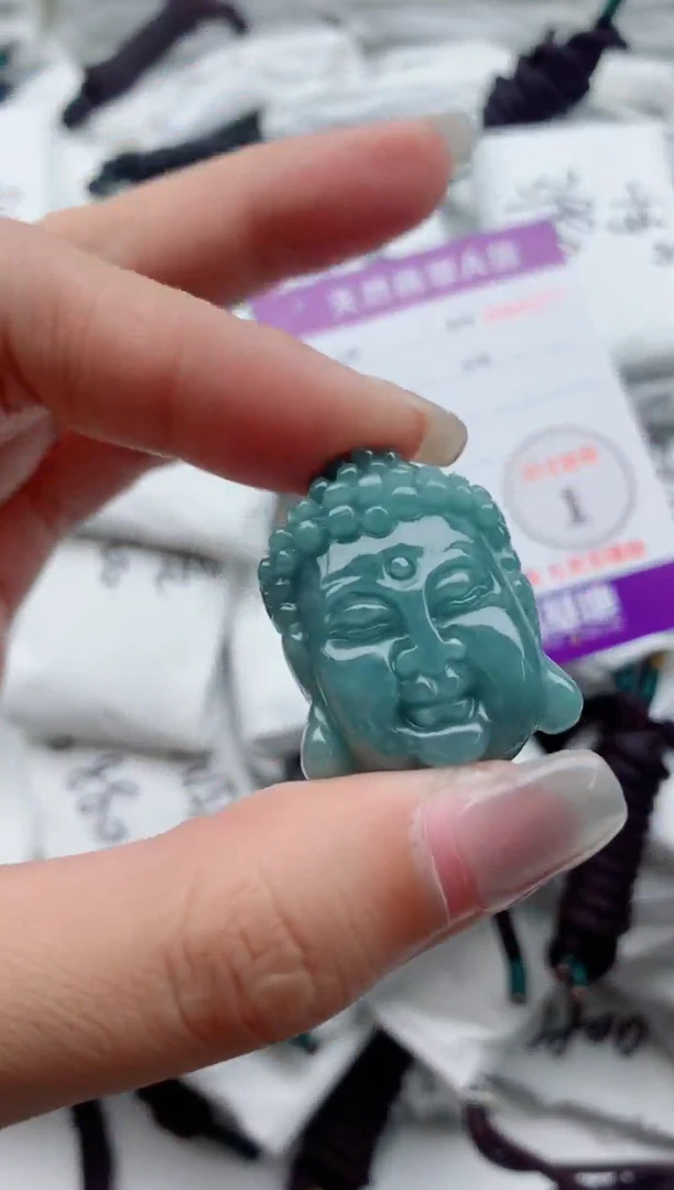 翡翠未镶嵌颈饰8888888888