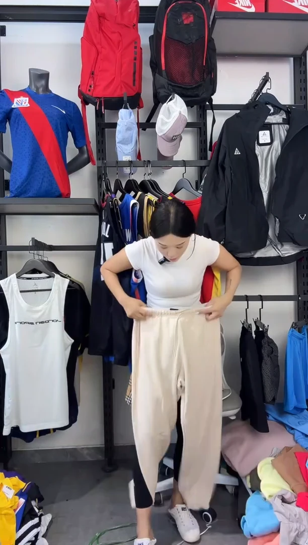 549编码 瑕疵款直播间过款为准 尺码