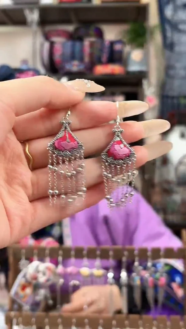 织绣民族风非遗老绣苗银饰品890