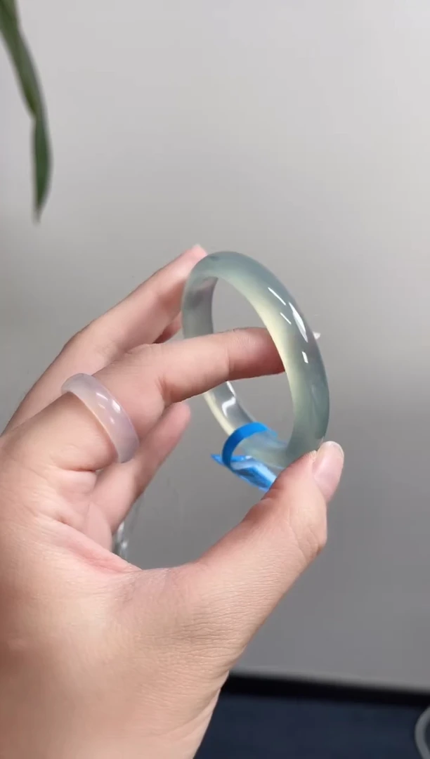 玛瑙/玉髓手镯未镶嵌50圈