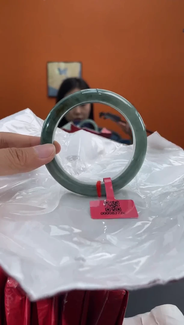 未镶嵌手镯翡翠3
