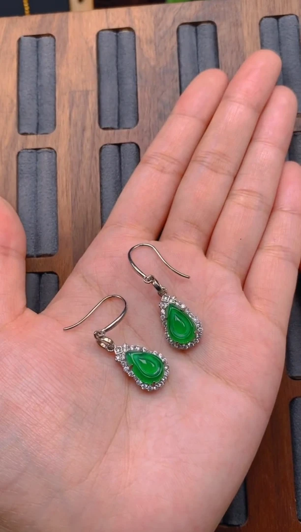 翡翠银S925镶嵌耳饰水滴耳饰