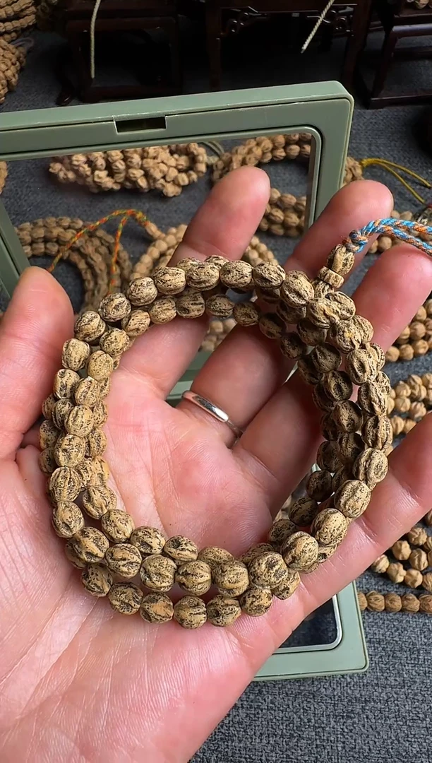 吊坠柏香籽/百香籽?满鬼尸陀林