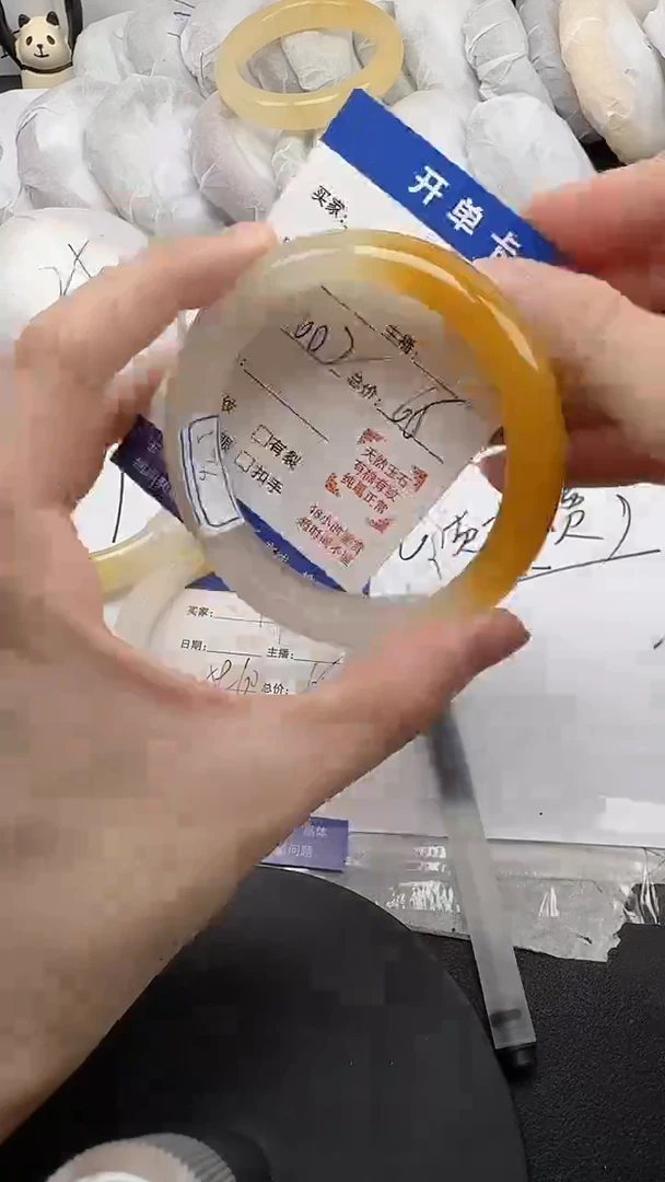 未镶嵌手镯石英质玉92/59-61