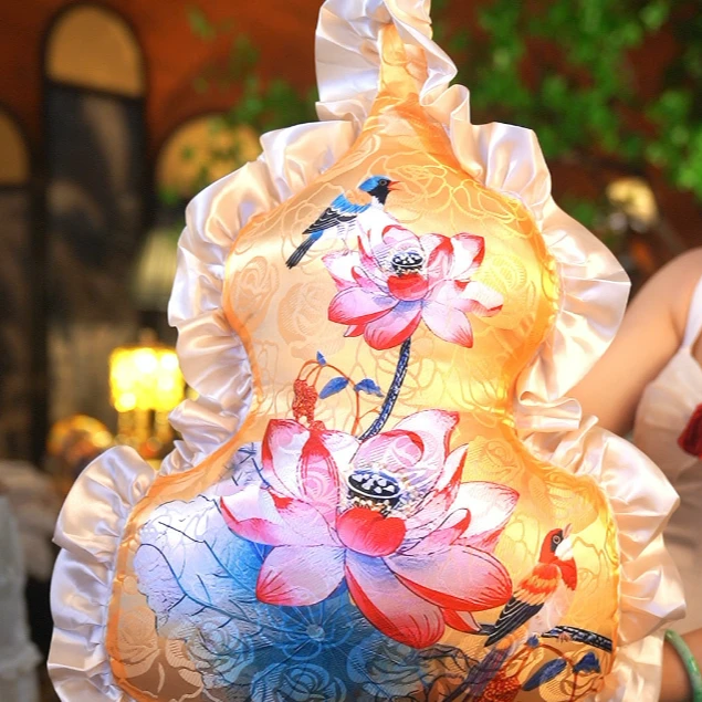葫芦抱枕新中式轻奢高级感靠垫中国风欧式床头家用美式加厚坐垫靠