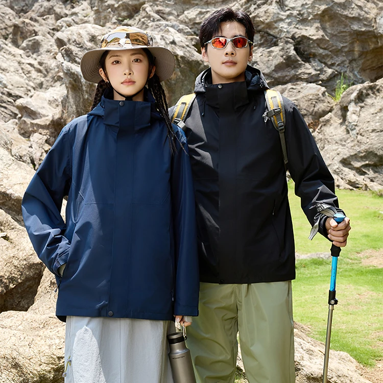 男女通用一衣三穿可拆卸摇粒绒内胆冲锋衣户外防风防水保暖外套