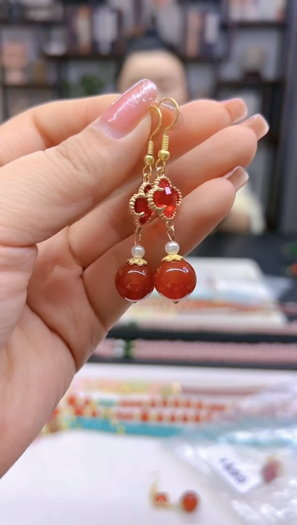 【闪购商品】玛瑙/玉髓耳坠14K金镶嵌E691